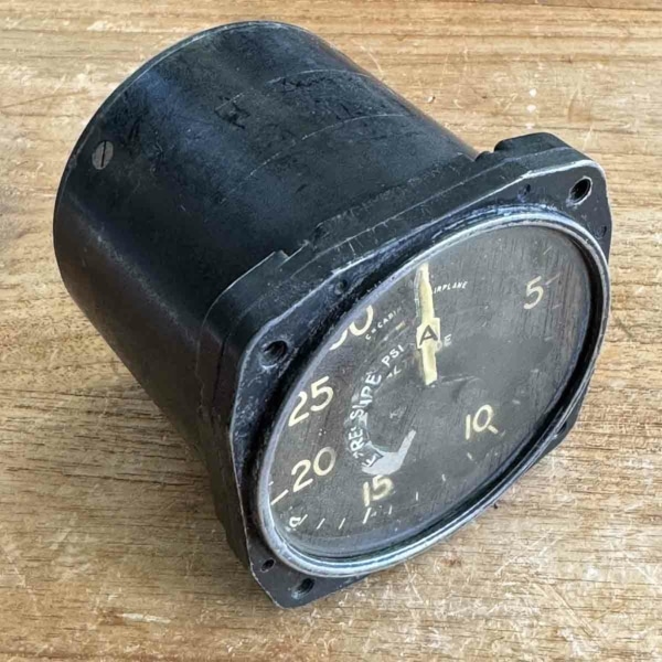 Kollsman Instruments 906D dual altimeter and differential pressure gage for sale.