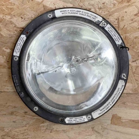 TUI Boeing 737 D-AHXF landing light for sale.