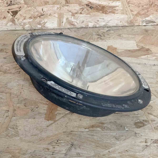 TUI Boeing 737 D-AHXF landing light for sale.