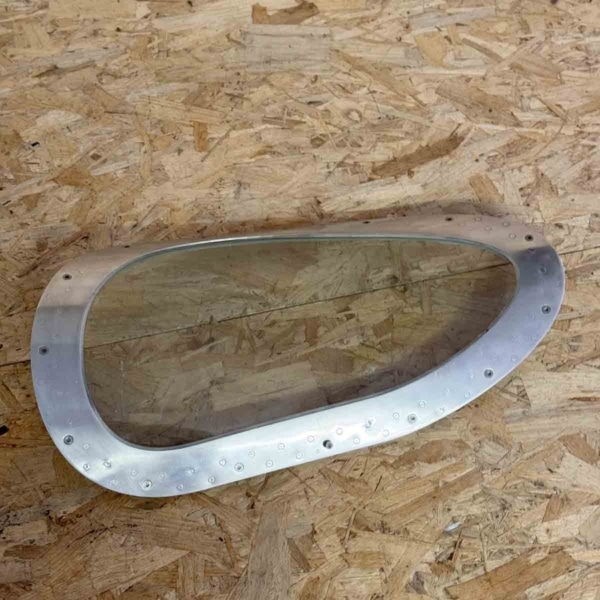 Boeing 737 landing light lens for sale.