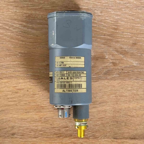 Thales altimeter 64141-580-1 from an Airbus A320 for sale.