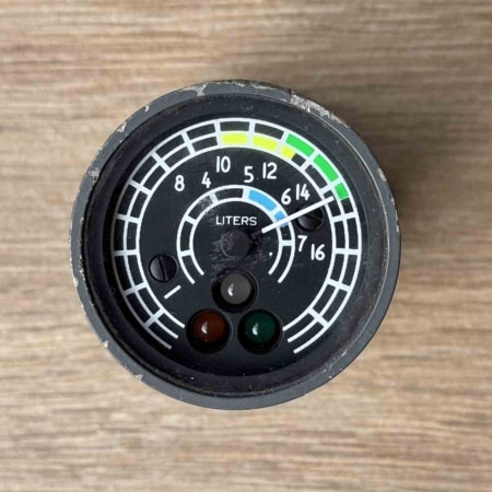 Airbus A320 family aircraft hydraulic reservoir quantity indicator VT477-2 for sale.
